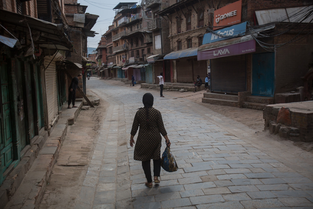 लकडाउनमा भक्तपुरको जनजीवन (फोटोफिचर)