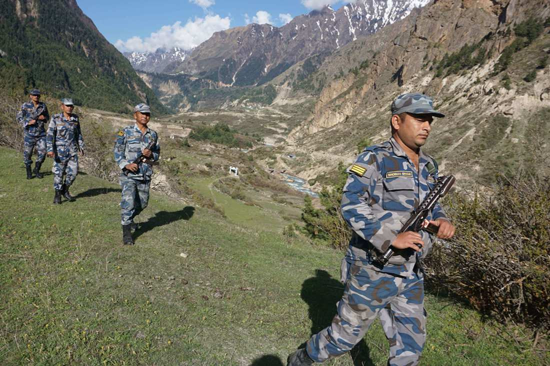 छाङरुमा गस्ती थाल्यो सशस्त्रले