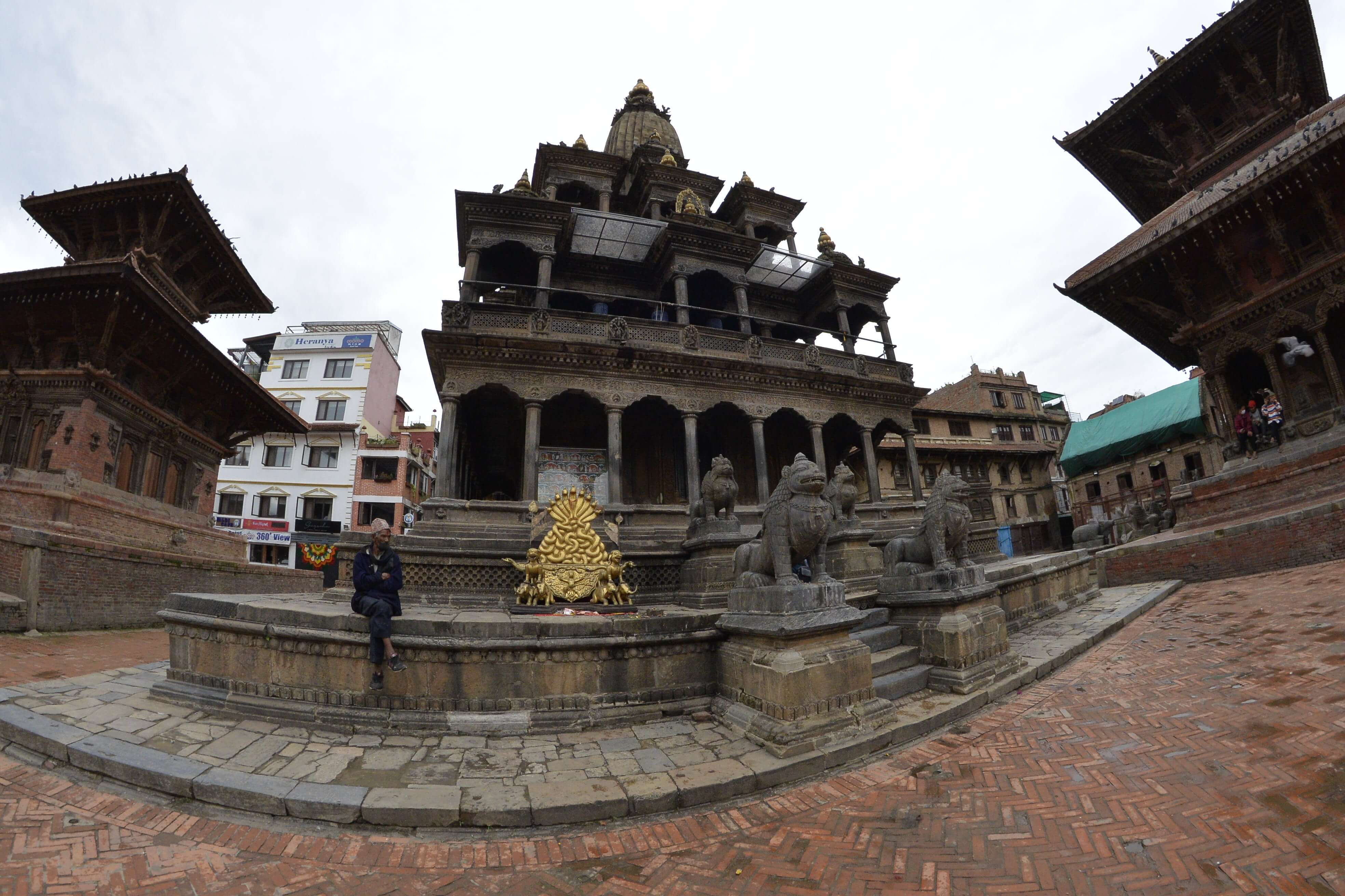 पाटनमा प्राचीन राजसिंहासन प्रदर्शन
