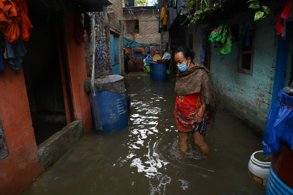 काठमाडौंमै बाढीको कहर (फोटोफिचर)