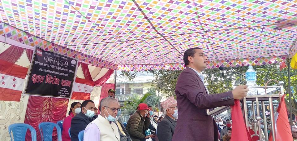प्रधानमन्त्री ओलीका कारण गणतन्त्र खतरामा पर्‍याे : नेता पौडेल