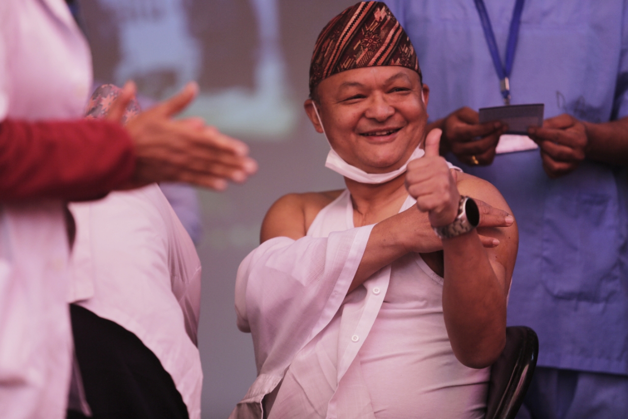 देशभर कोरोना खोपको उत्सव (तस्बिरहरु)