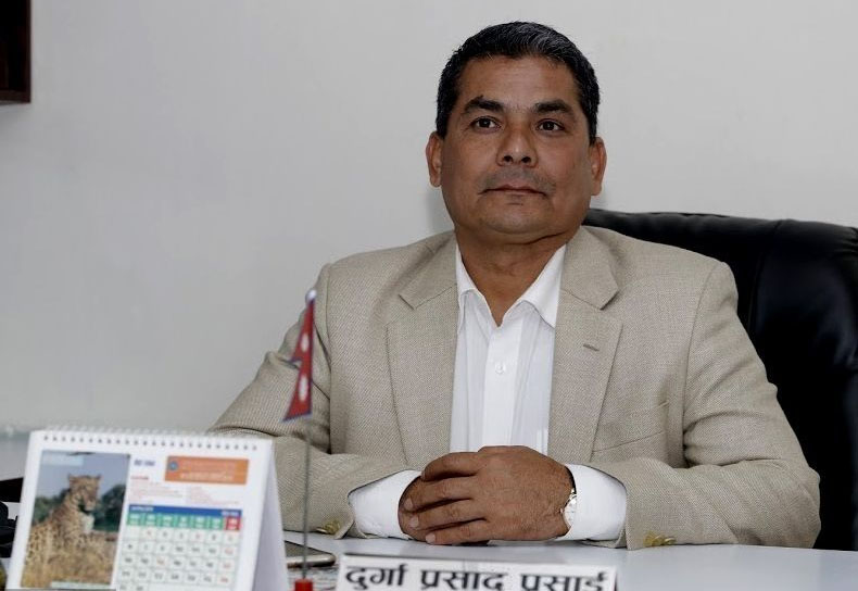 दुर्गा प्रसाईंलाई पार्टीबाट निष्कासित गर्‍यो एमालेले