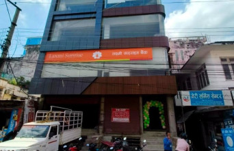 लक्ष्मीसनराइज बैंकको वीरगन्जस्थित आदर्शनगर शाखा स्थानान्तरण