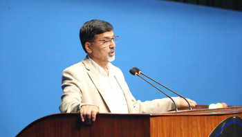 सरकारलाई चालु खर्च घटाएर संरचनात्मक सुधारमा लाग्न पूर्वअर्थमन्त्री शर्माकाे सुझाव