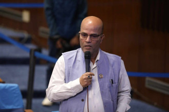 गभर्नर नियुक्ति प्रक्रिया देखेर लाज पनि लजाइसक्यो, सरकार लजाउँदैनः सांसद सिंह