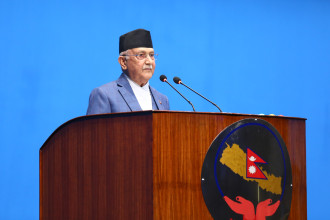 पौने २ अर्बमा बनेको झापा ट्रेड सेन्टरलाई विरोधीहरु भ्यू टावर भन्छन्ः प्रधानमन्त्री