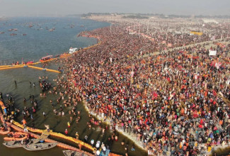 कुम्भमेलाबाट फर्किएका चार नेपाली तीर्थयात्रीको सवारी दुर्घटनामा मृत्यु, ५ घाइते
