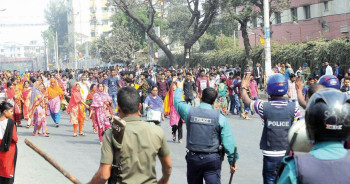मजदुर आन्दोलन चर्केपछि ४० अर्ब डलरको बंगलादेशी गार्मेन्ट उद्योग संकटमा 