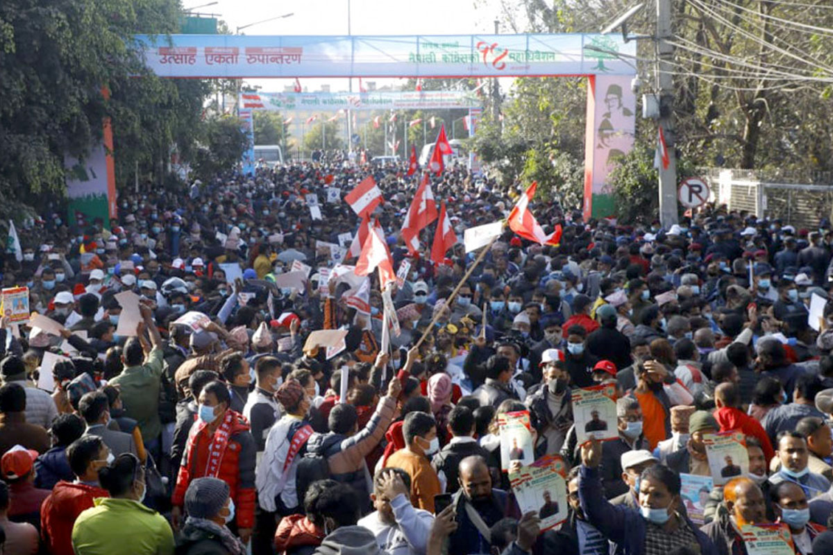 नीति महाधिवेशन छलेर कांग्रेसले कसरी बनाउँदैछ घोषणापत्र?