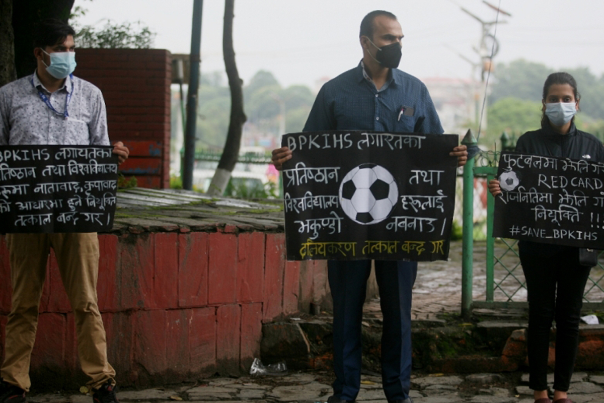 'फुटबलमा झेली गरे रेडकार्ड, राजनीतिमा झेली गरे नियुक्ति'