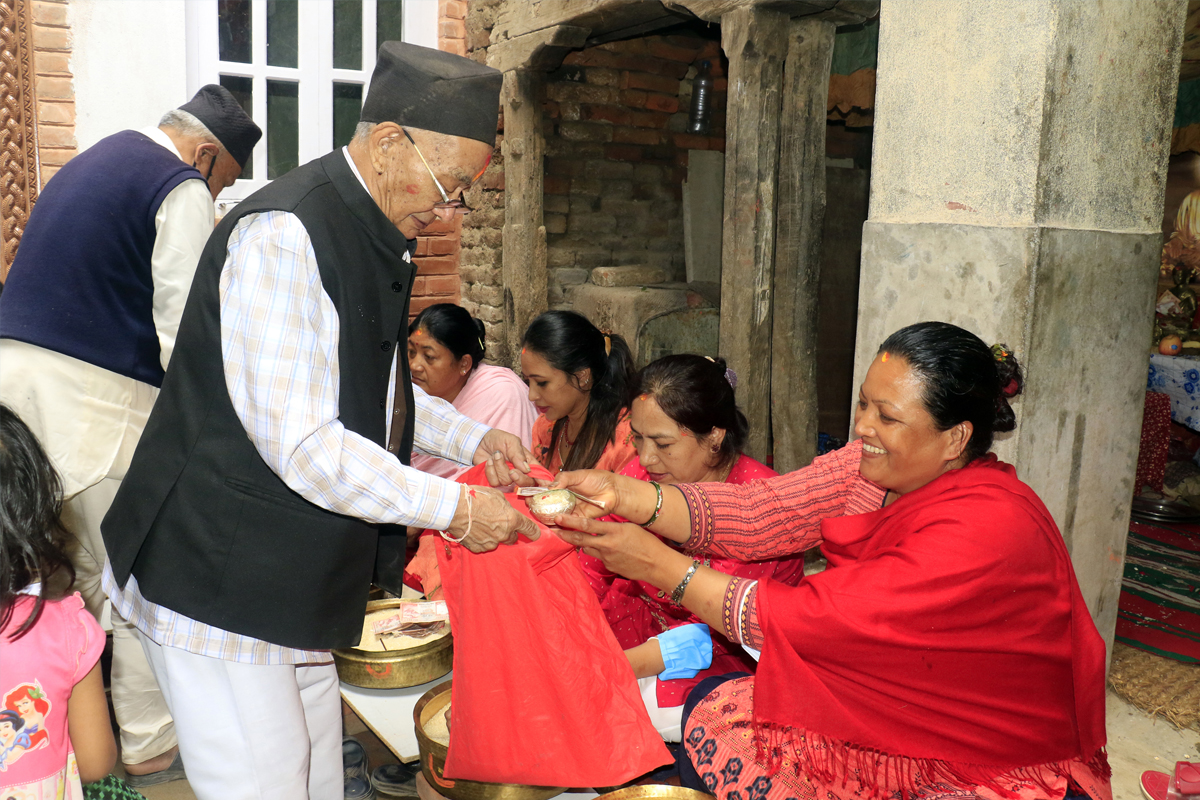 भक्तपुरमा दीपङ्कर पूजा [४ तस्बिर]
