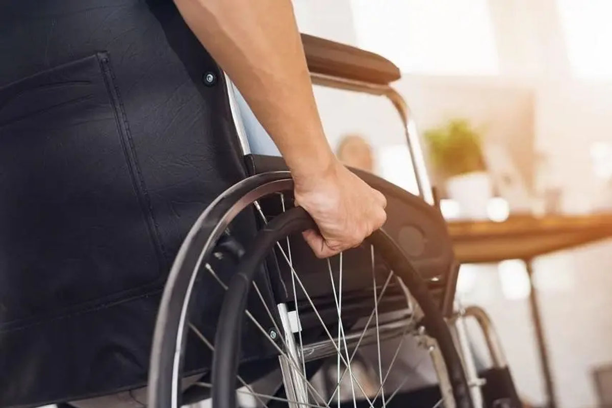 अभिलेख नै नभएका मेरुदण्ड पक्षघातका बिरामीले कसरी पाउलान् उपचार खर्च?